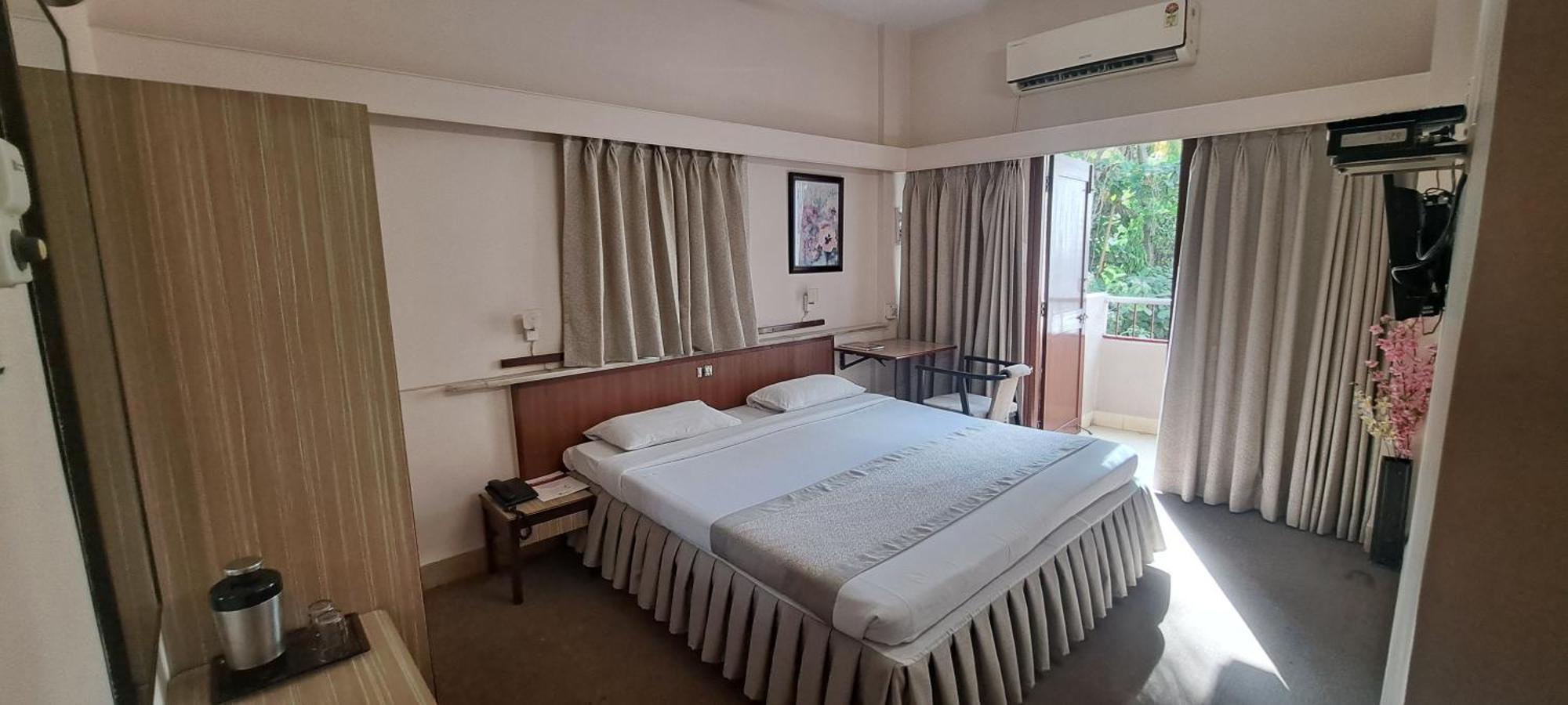 Swaroop Hotel Pune