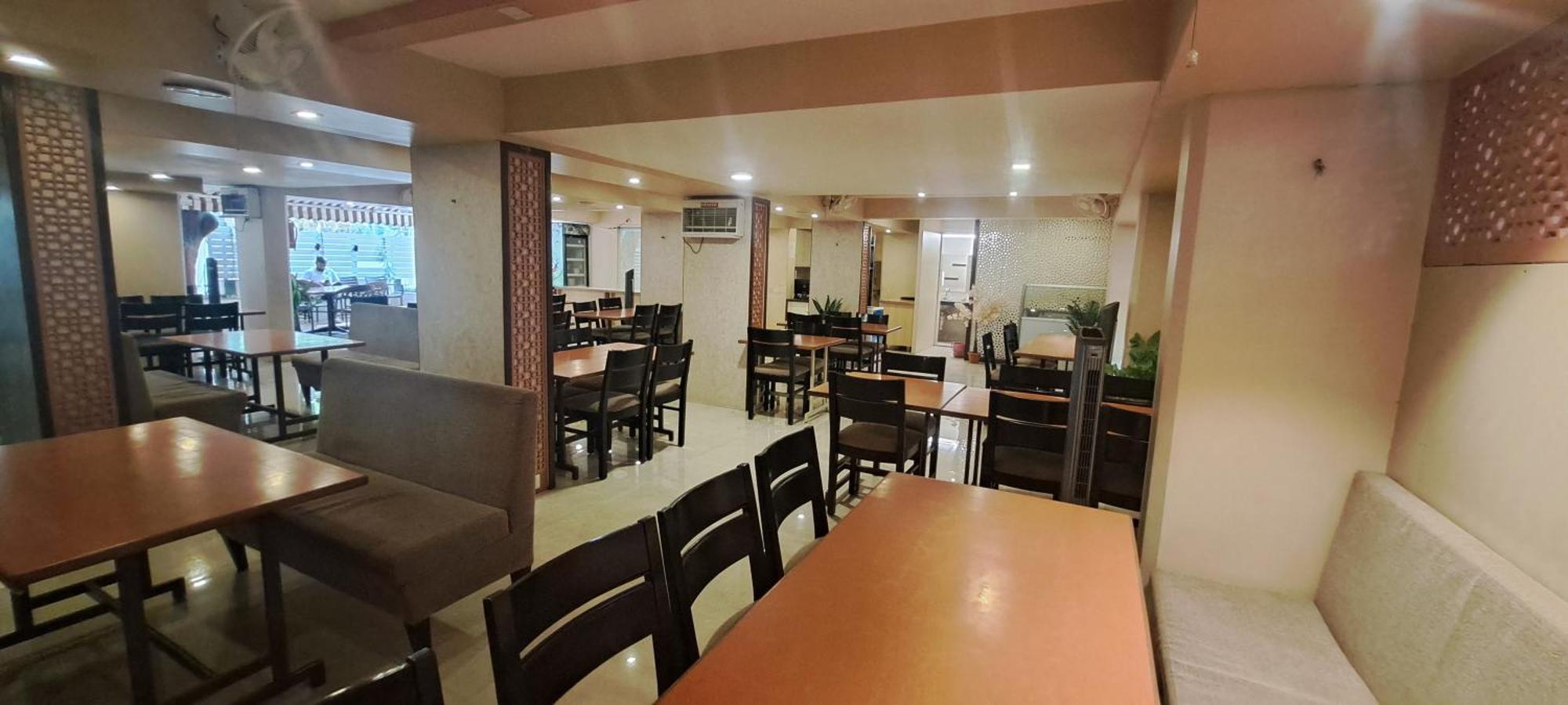 Hotel Swaroop 3*