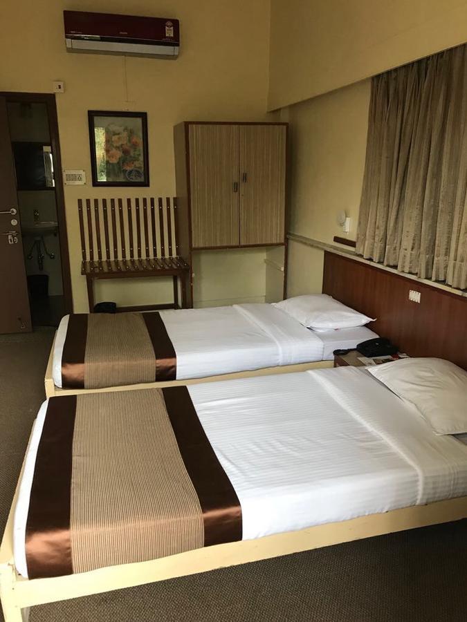 Swaroop Hotel