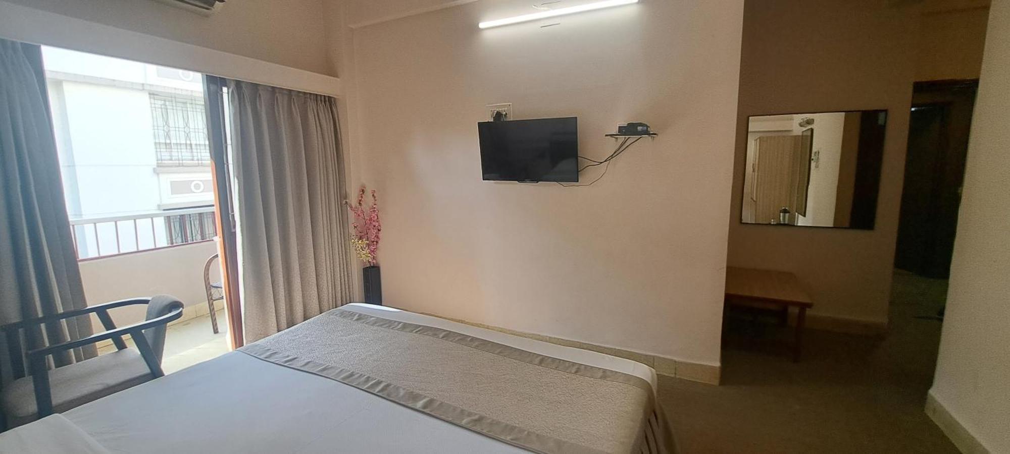Swaroop Hotel