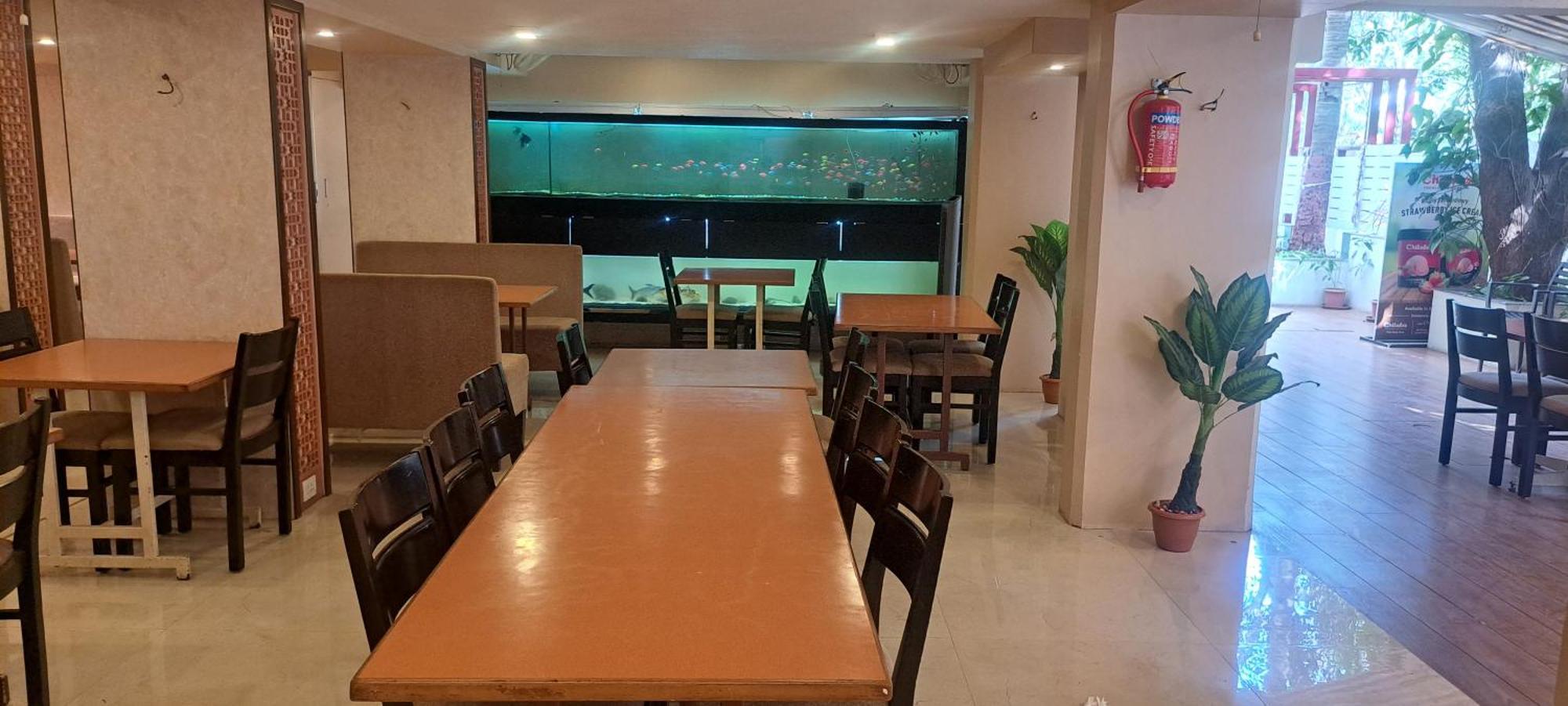 Swaroop Hotel