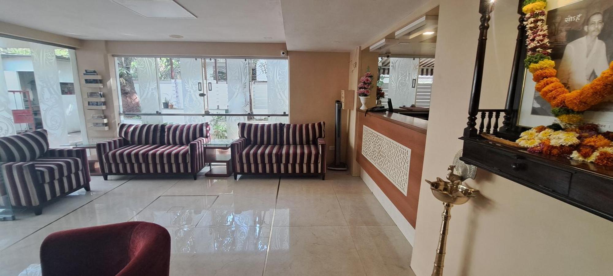 Hotel Swaroop 3*